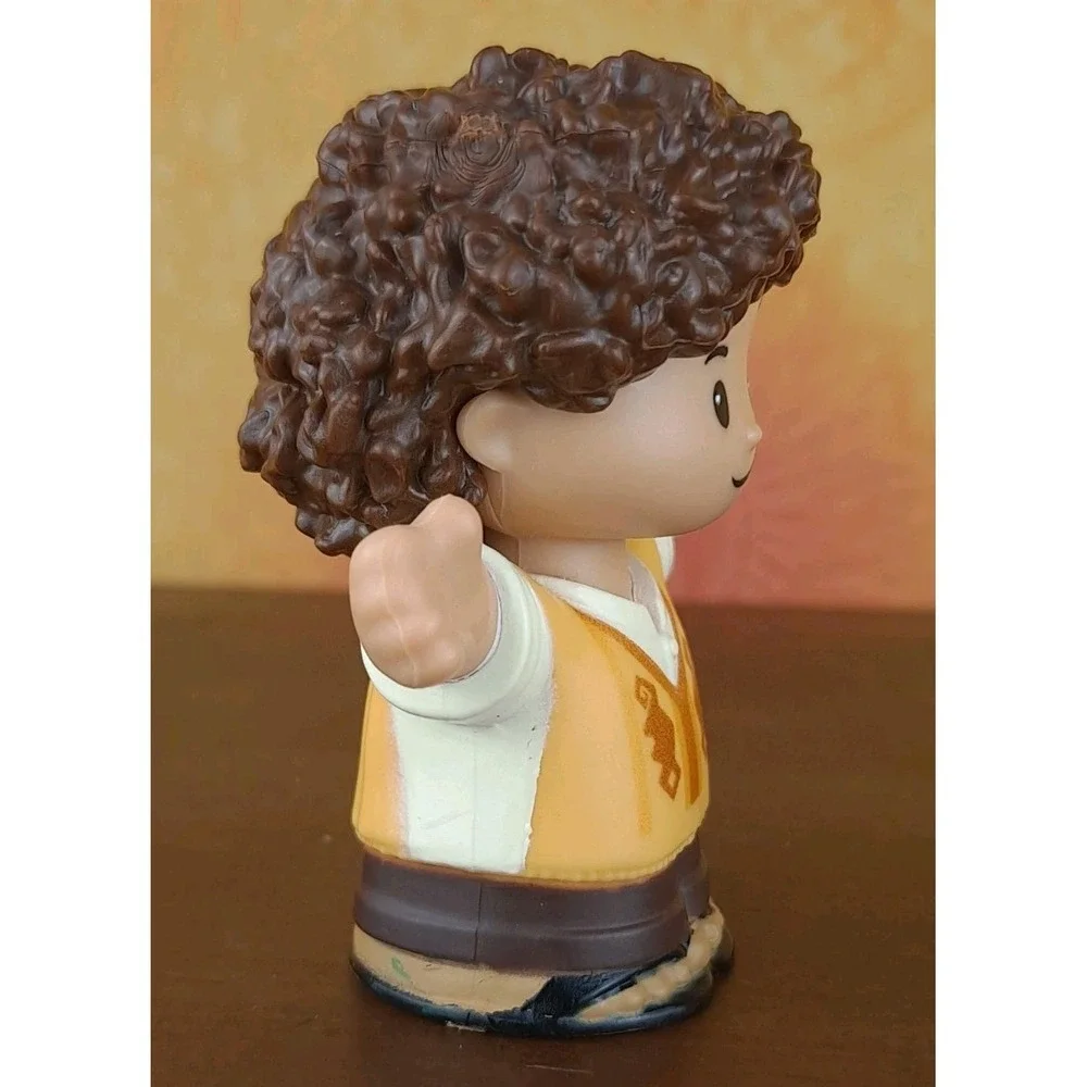 Fisher‎ Price Little People Encanto Camilo Hispanic Boy With Yellow Vest 2022